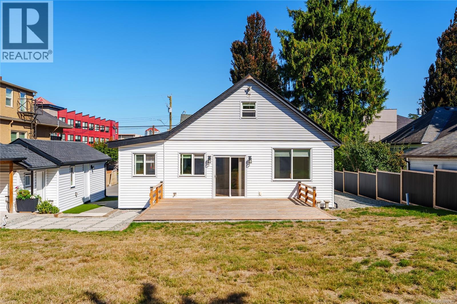 471 Selby St - 60