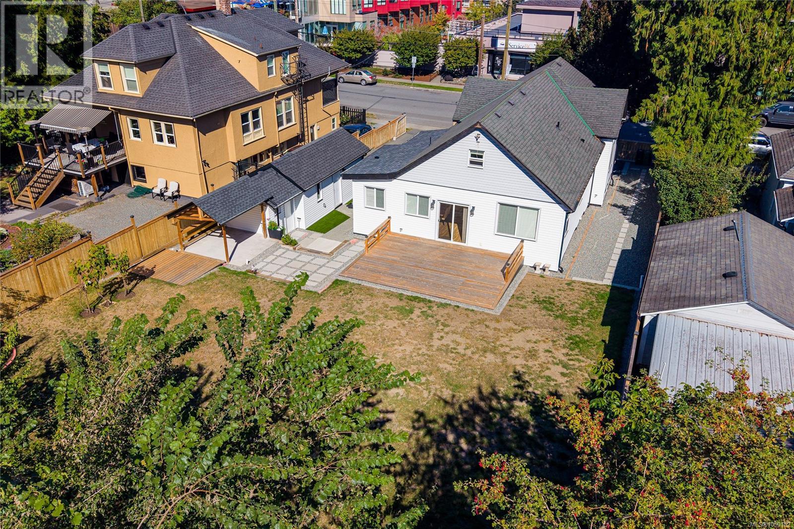 471 Selby St - Image 67