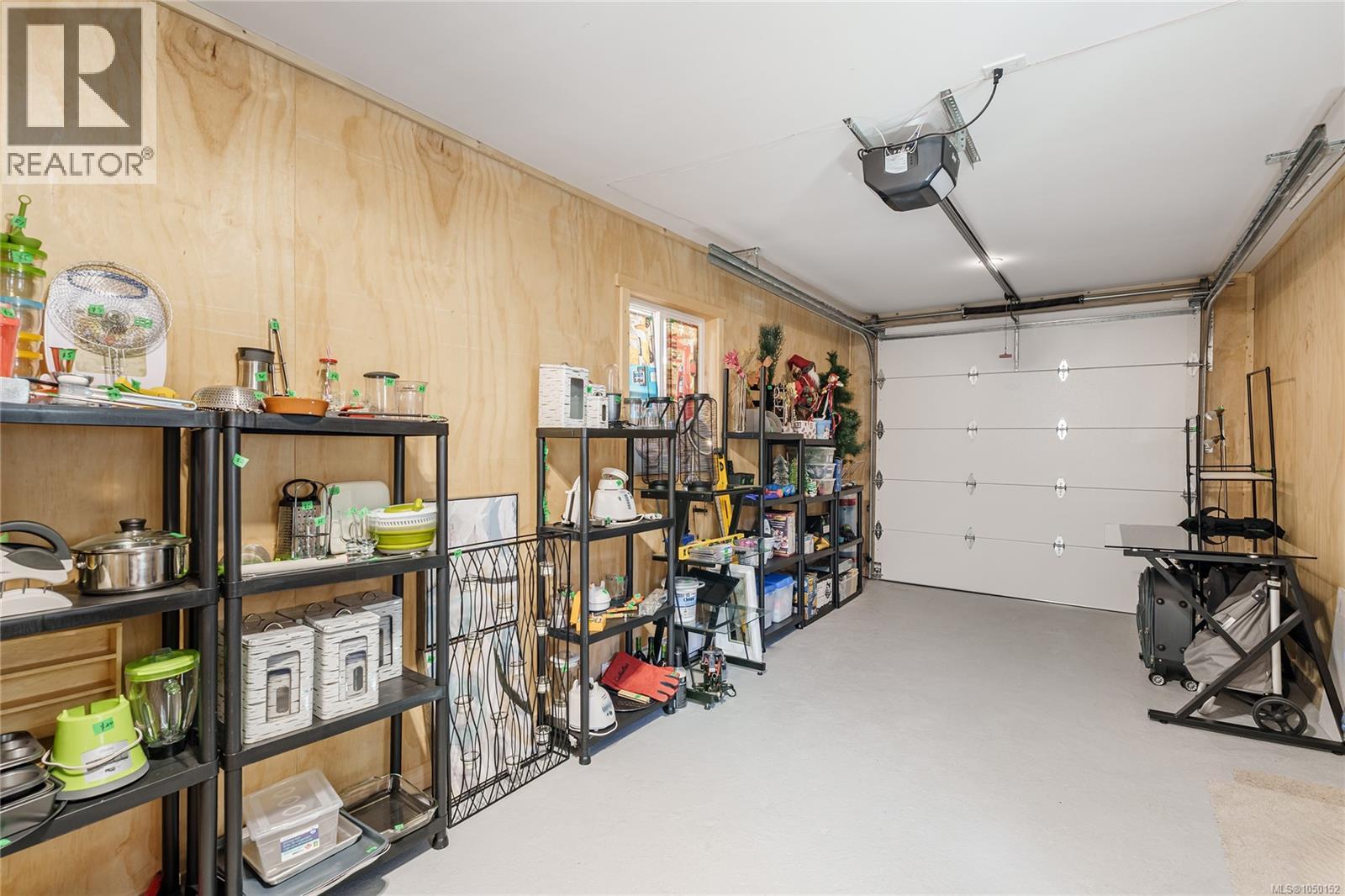 471 Selby St - 90