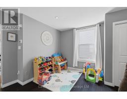 32 West Avenue W, St  Thomas, ON N5R3P5 Photo 9