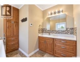 127 1st Avenue, Osler, SK S0K3A0 Photo 24