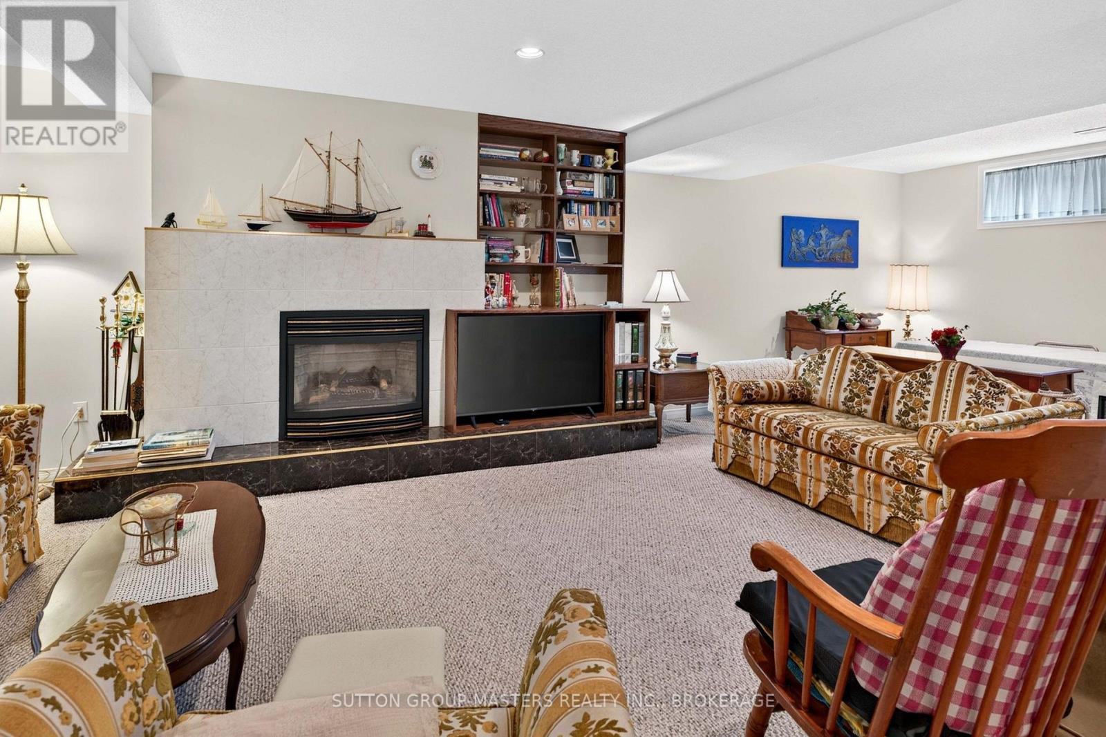 39 ABBEY DAWN DRIVE - 25