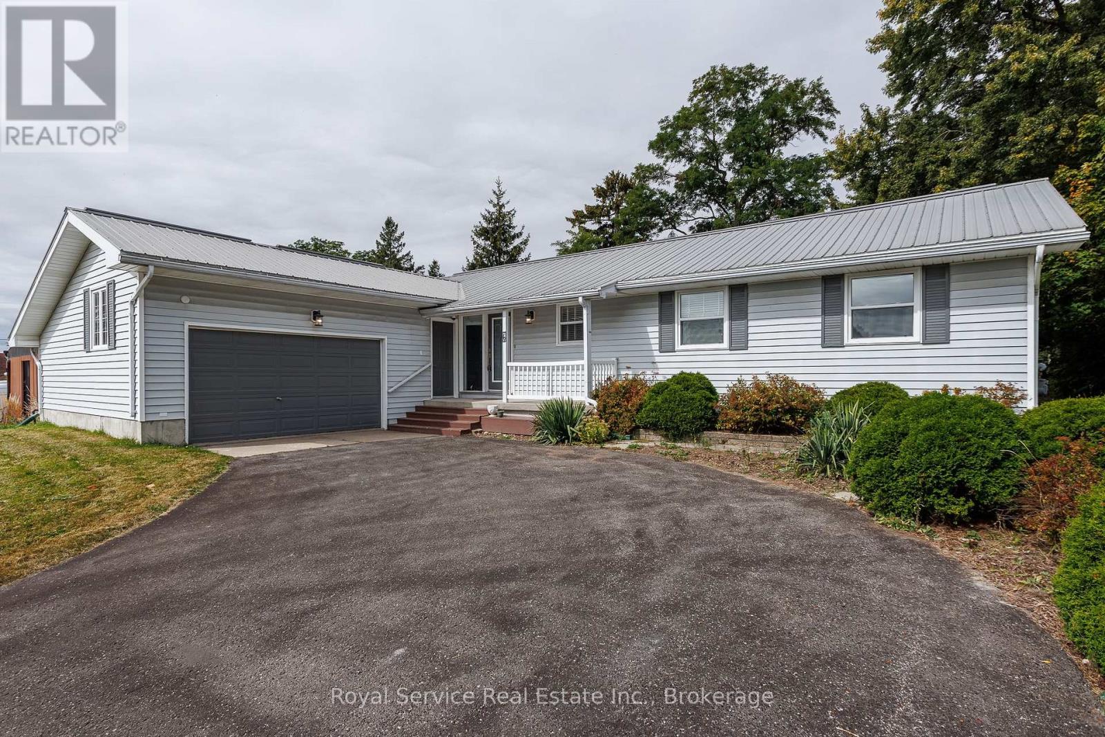 6 Clifton Road, Port Hope, ON