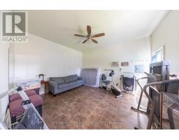 816 Simcoe Street N, Oshawa, ON L1G4V8 Photo 34