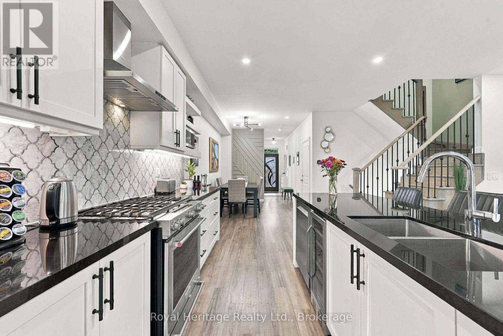 66 Longshore Way, Whitby, ON photo 15