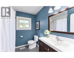 122 Brandon Avenue, Kitchener, ON N2M2J5 Photo 17