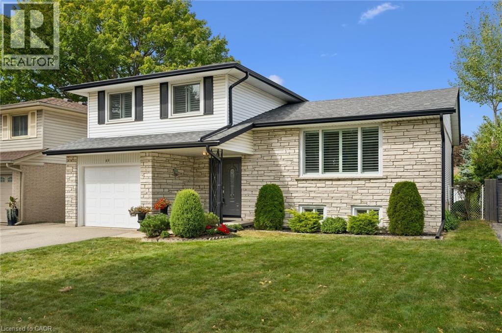 62 GIBSON Drive — photo 2