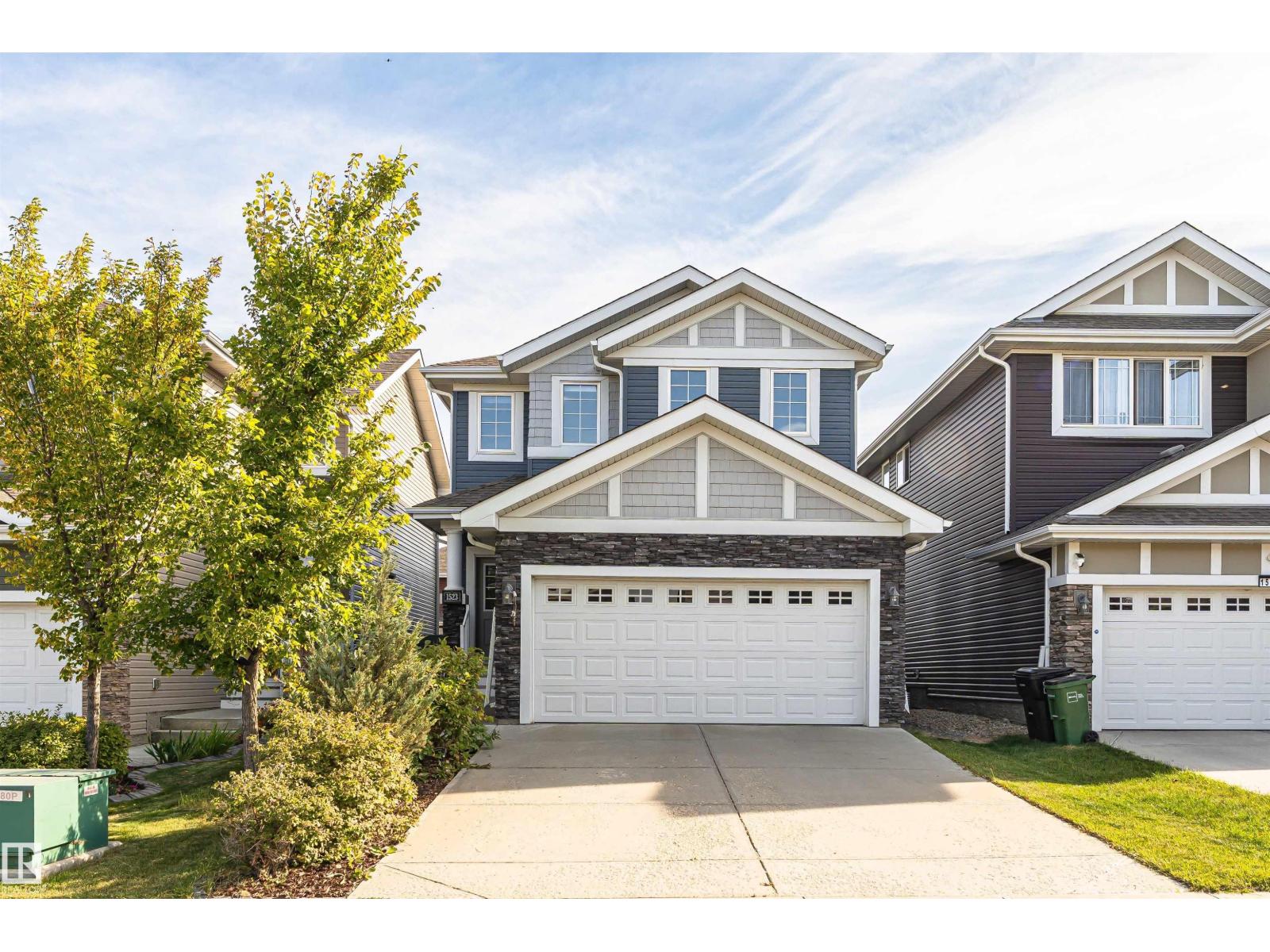 1523 169 ST SW - 1