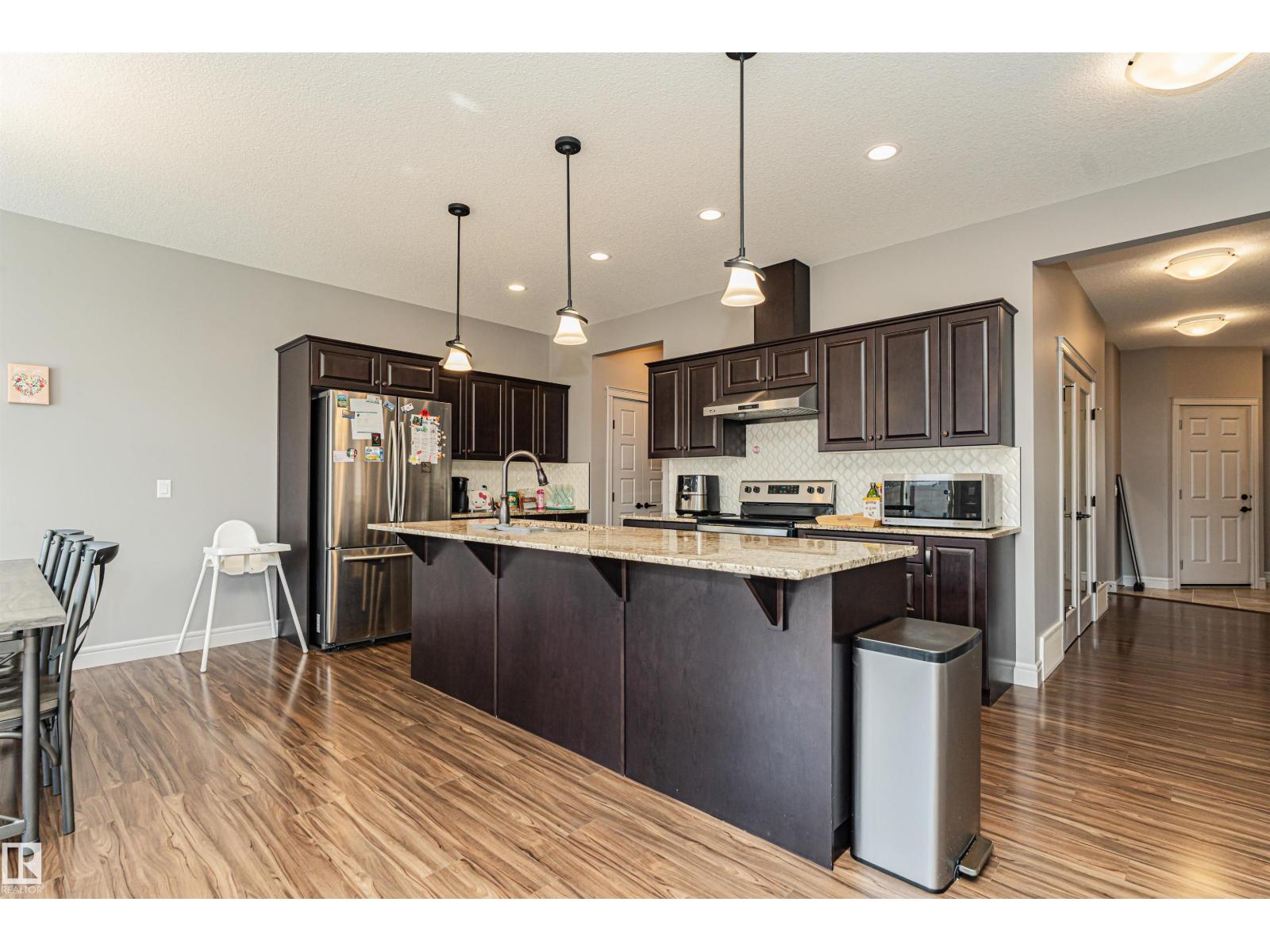 1523 169 ST SW - 10