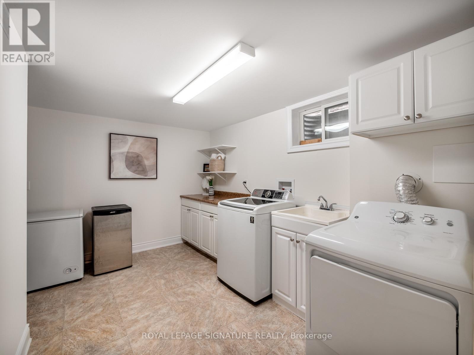 160 HOLMCREST TRAIL - Image 32