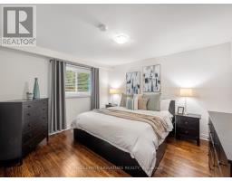 160 Holmcrest Trail, Toronto, ON M1C1V9 Photo 19