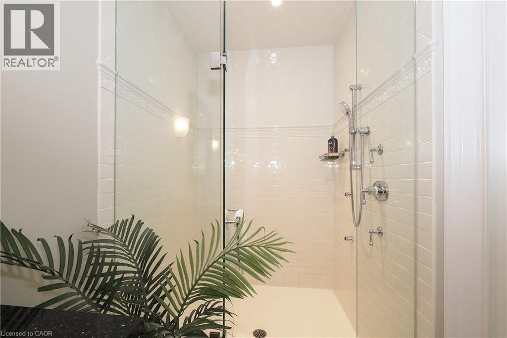585 KIWANIS PARK Drive - Image 25