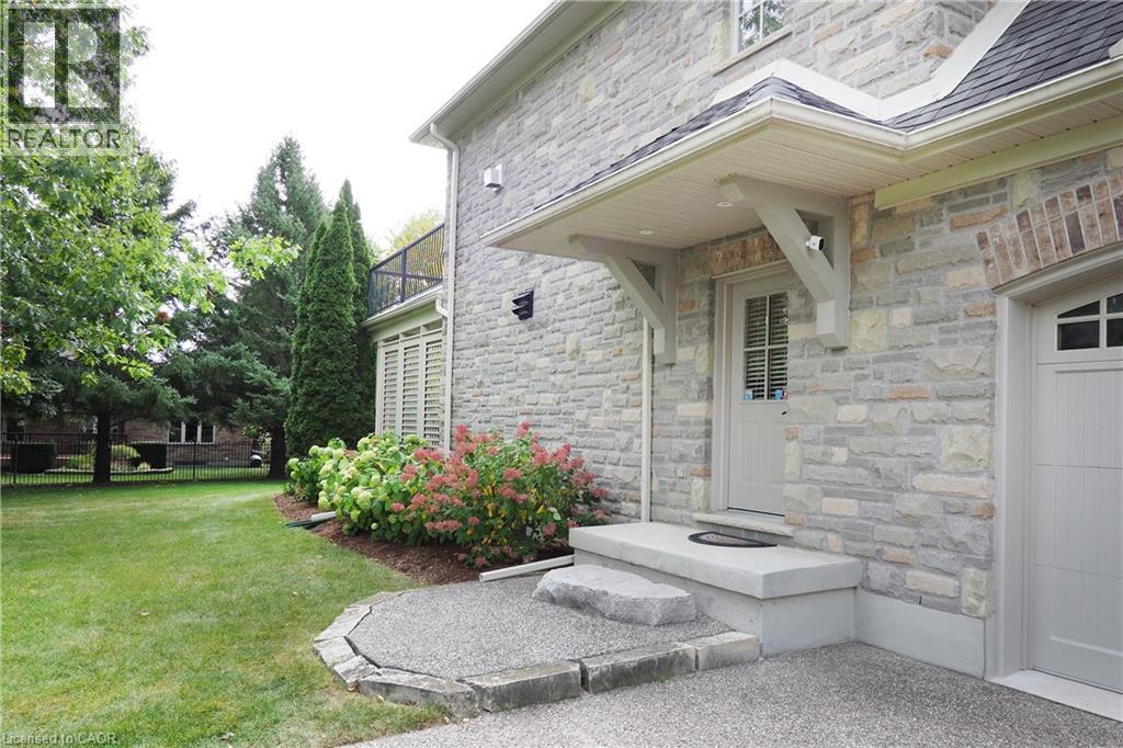 585 KIWANIS PARK Drive - Image 4