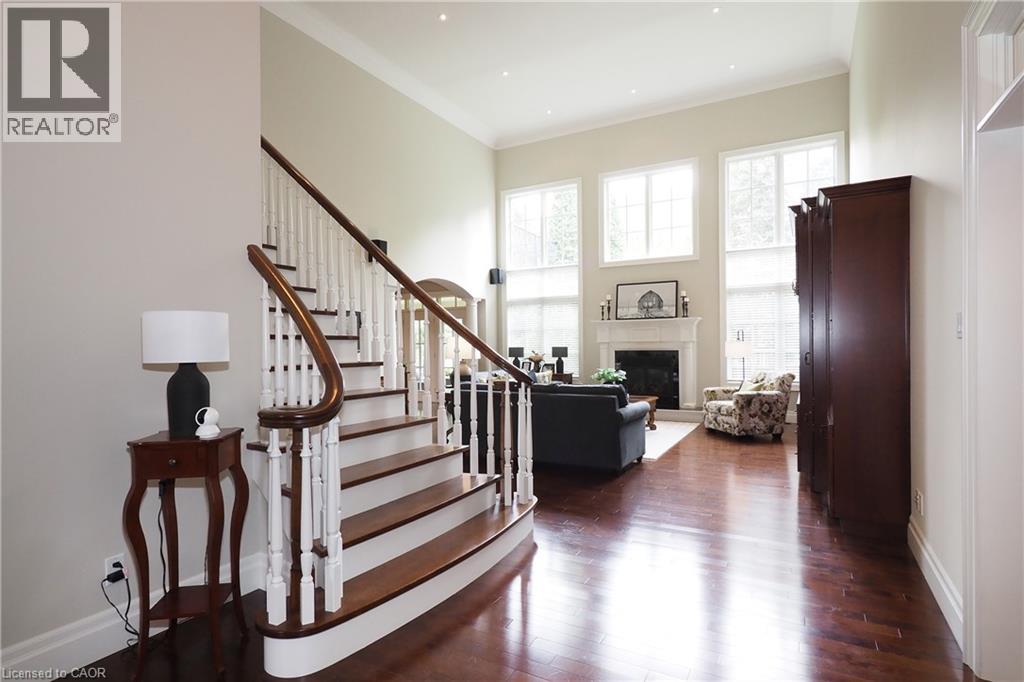 585 KIWANIS PARK Drive - Image 7