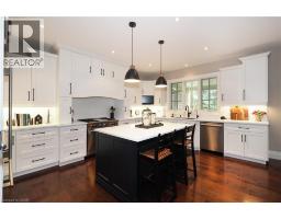 585 Kiwanis Park Drive, Kitchener, ON N2K3N8 Photo 16