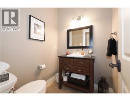 585 Kiwanis Park Drive, Kitchener, ON N2K3N8 Photo 27