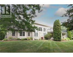 585 Kiwanis Park Drive, Kitchener, ON N2K3N8 Photo 36