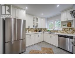 19 Penwick Crescent, Richmond Hill, ON L4C5B3 Photo 12