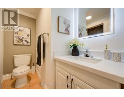 19 Penwick Crescent, Richmond Hill, ON L4C5B3 Photo 17