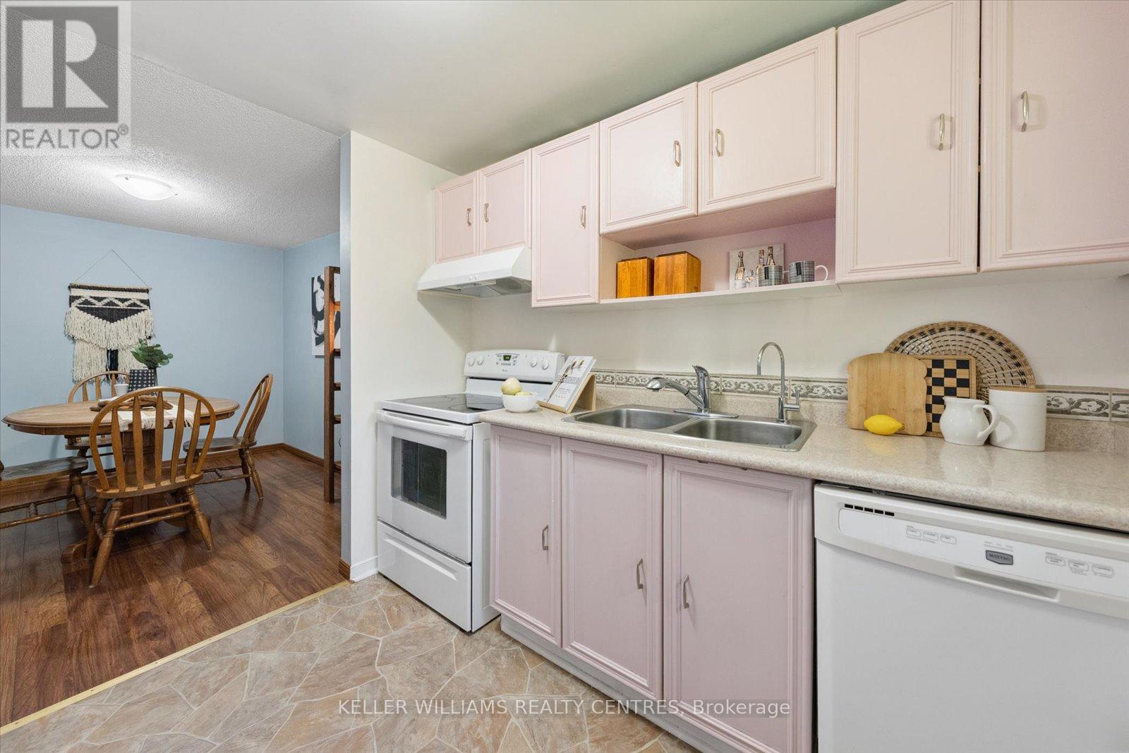 #19 6 MEADOW LANE - Image 21
