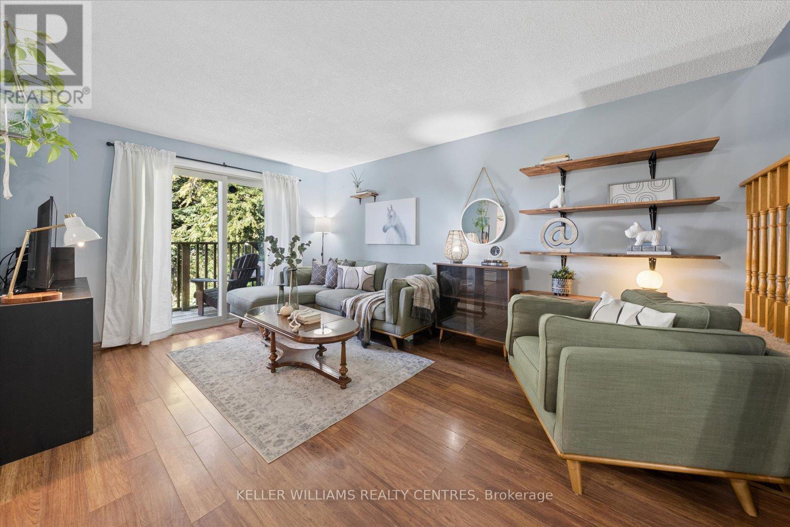 #19 6 MEADOW LANE - Image 9