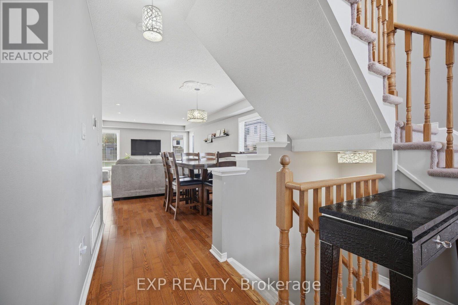 1014 BRADLEY TERRACE - 25
