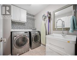 Bathroom - 1014 Bradley Terrace, Milton, ON L9T5S7 Photo 13