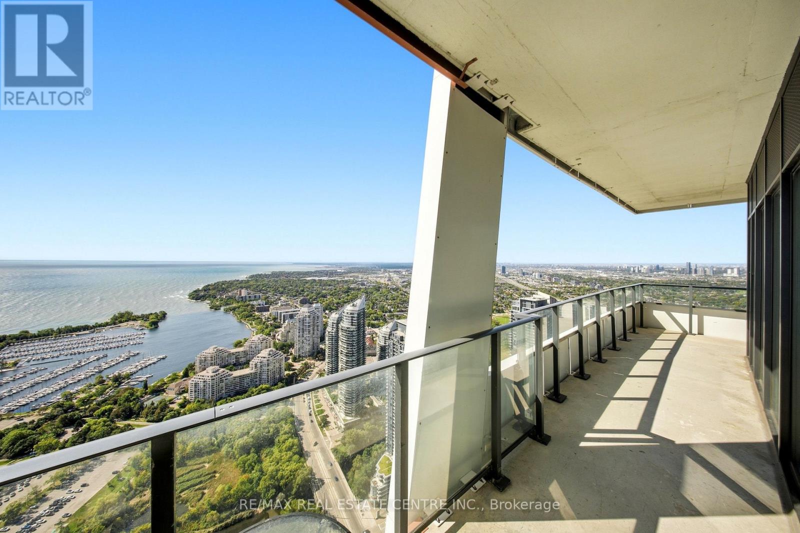 #6110 30 SHORE BREEZE DRIVE - 21