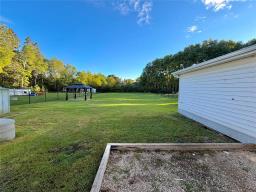 42 Main Street, Tyndall, MB R0E2B0 Photo 21
