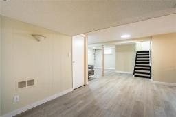 122 Ravelston Avenue E, Winnipeg, MB R2C0J9 Photo 20