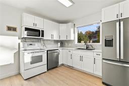 3pc Bathroom - 122 Ravelston Avenue E, Winnipeg, MB R2C0J9 Photo 9
