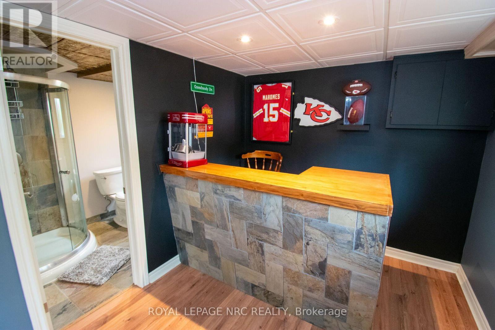 46 TRELAWN PARKWAY - 32