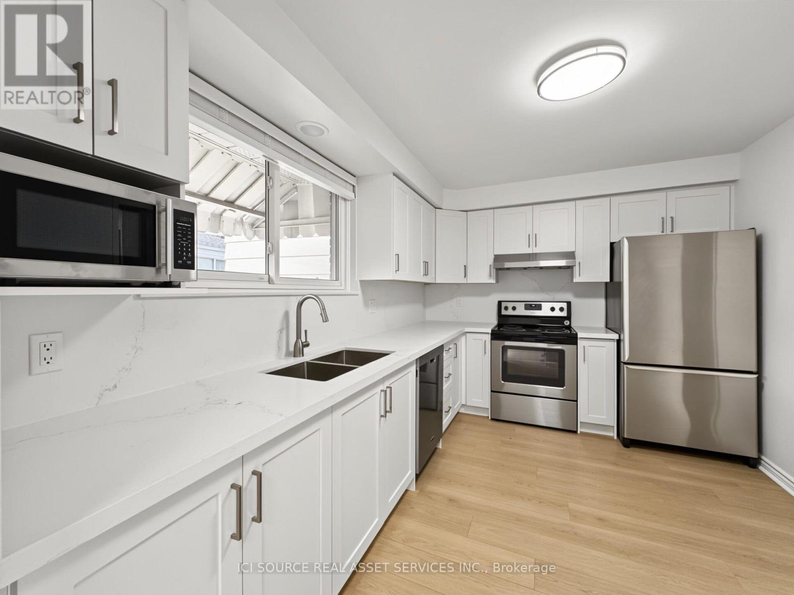 Upper Unit- 42 Follett Court, Ajax, ON