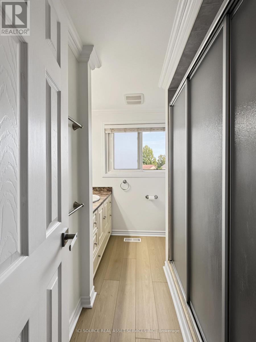 Upper Unit- 42 Follett Court, Ajax, ON photo 12