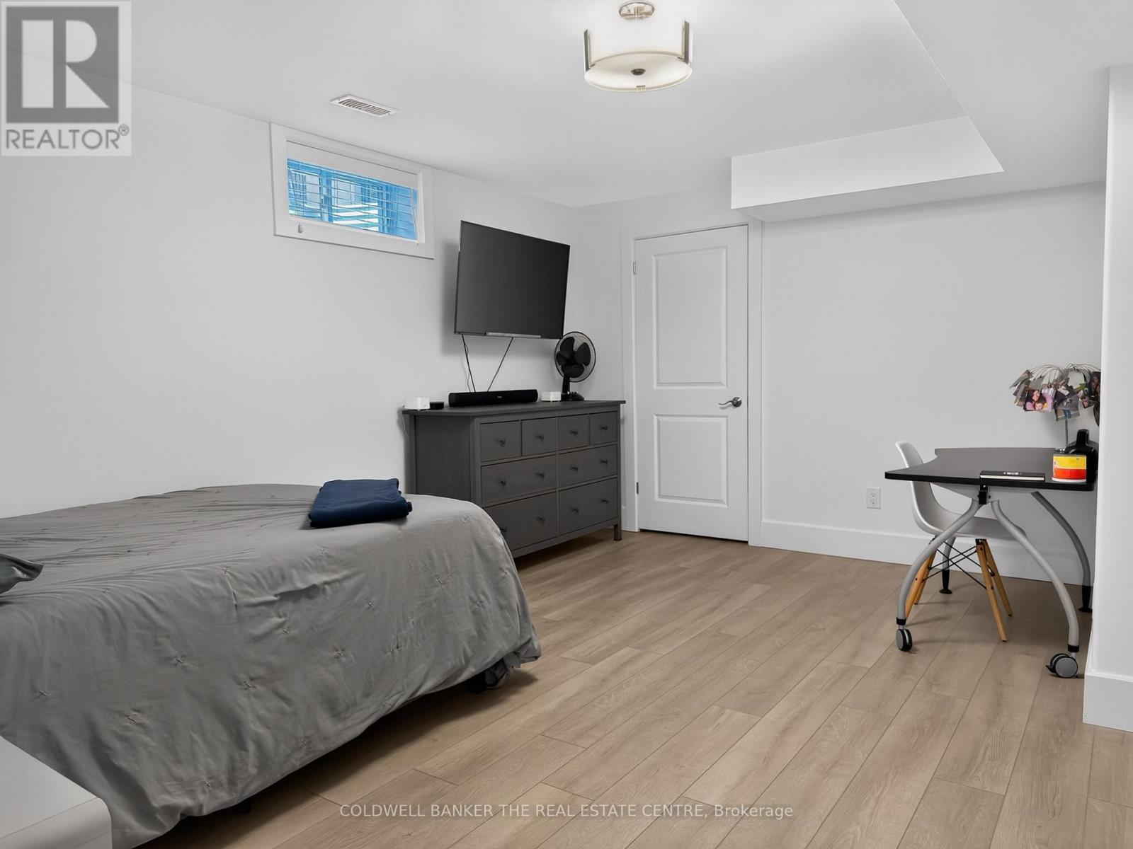 23 NIGHTFALL COURT - 20
