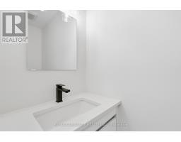 286 Mockingbird Drive, Ottawa, ON K1E2A5 Photo 14