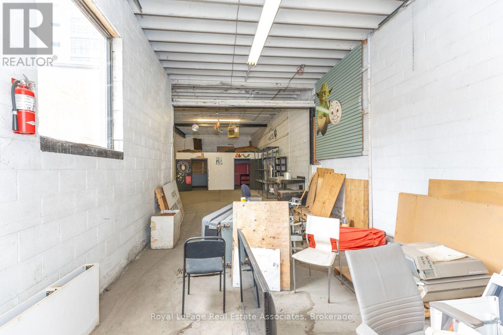 381 Richmond Street East — photo 12