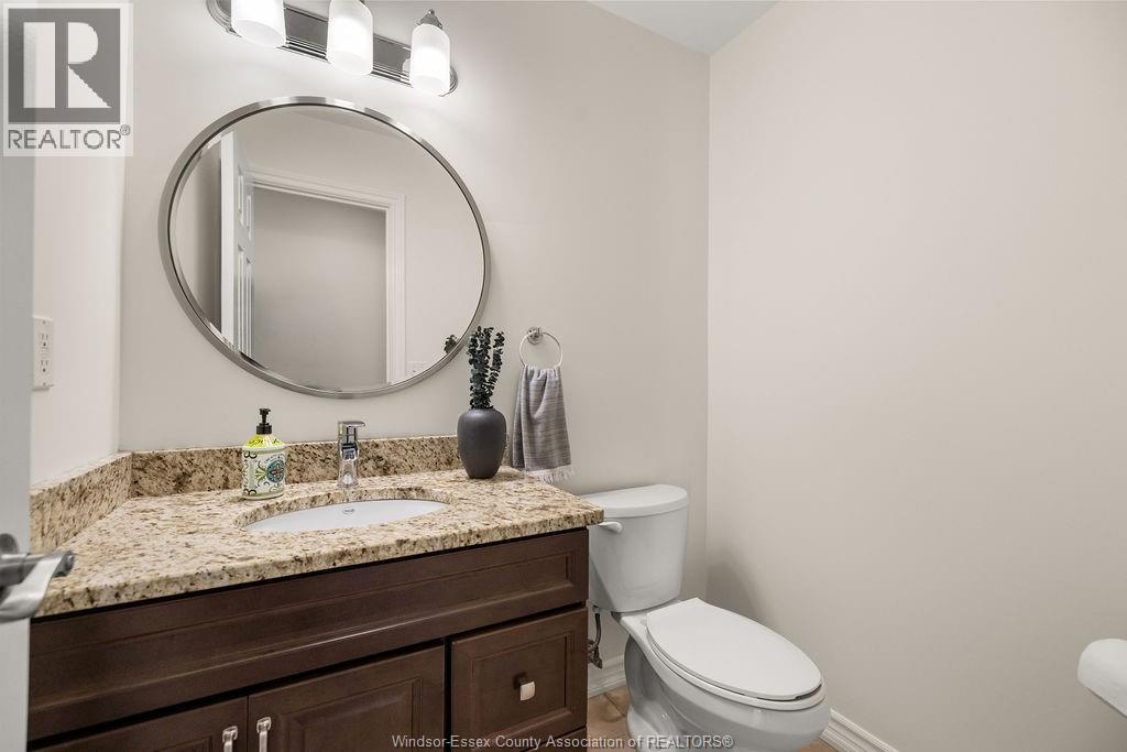 1004 WOODLAND CRES - 17