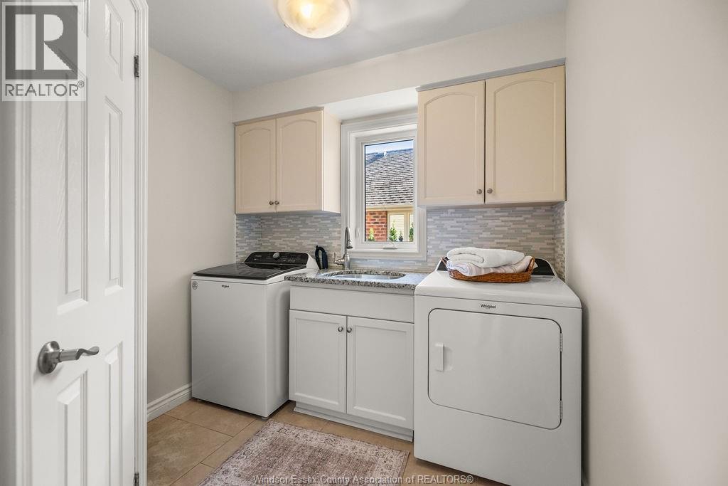 1004 WOODLAND CRES - 18