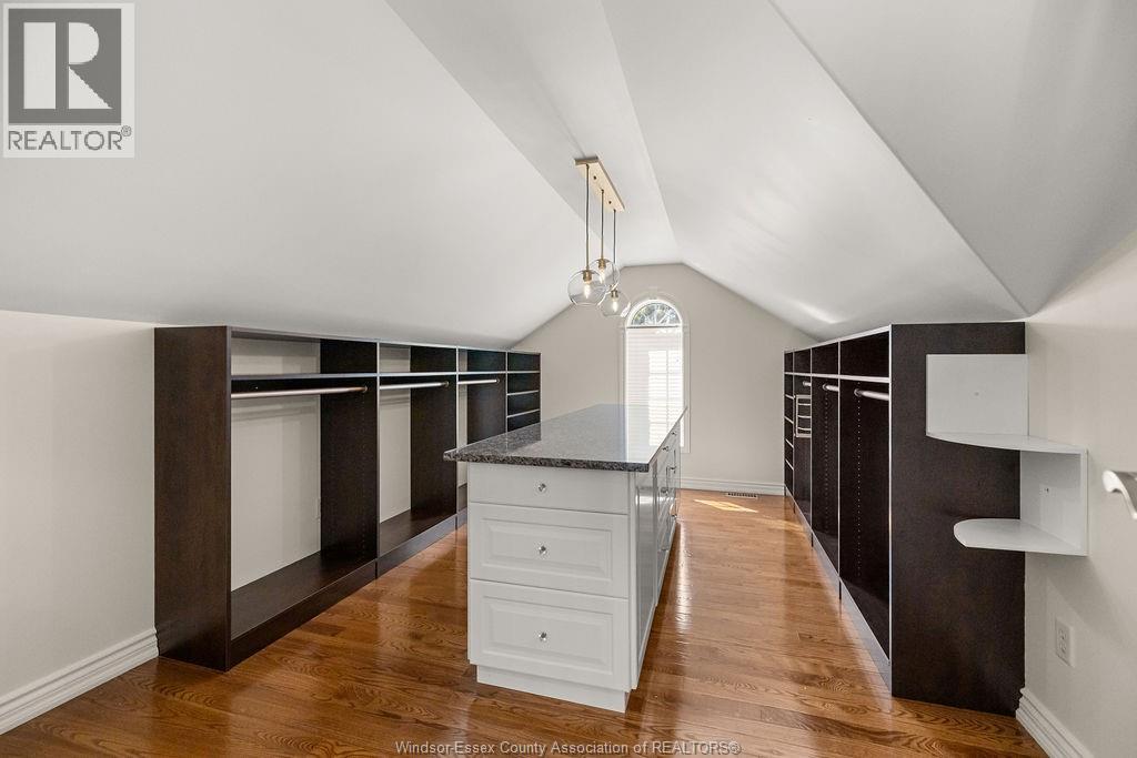 1004 WOODLAND CRES - 29