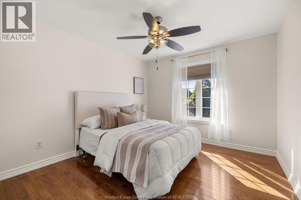 1004 WOODLAND CRES - 30