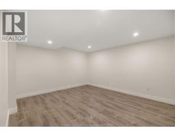 1004 Woodland Cres, Lakeshore, ON N8L0V9 Photo 35