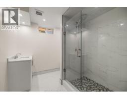 1004 Woodland Cres, Lakeshore, ON N8L0V9 Photo 38