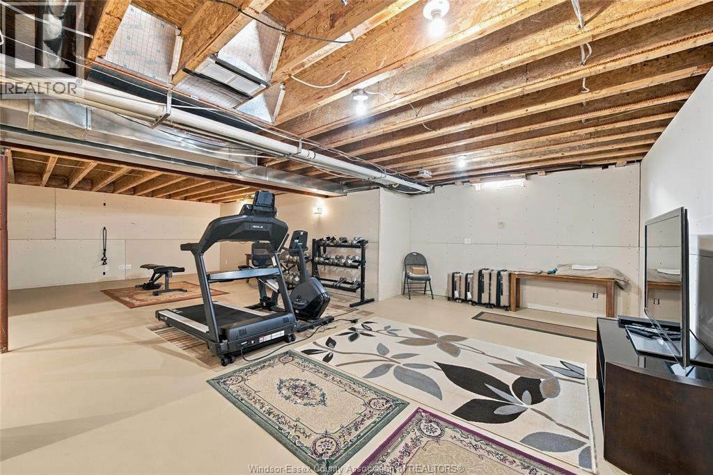 11125 FIRGROVE - 26