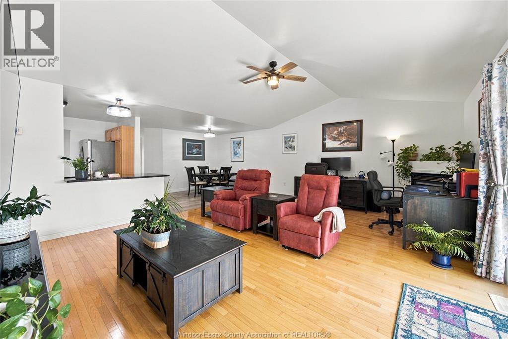 11125 FIRGROVE - 8