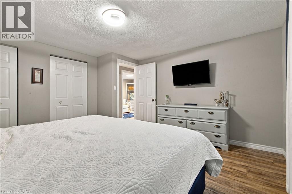 802 STRASBURG Road - Image 18