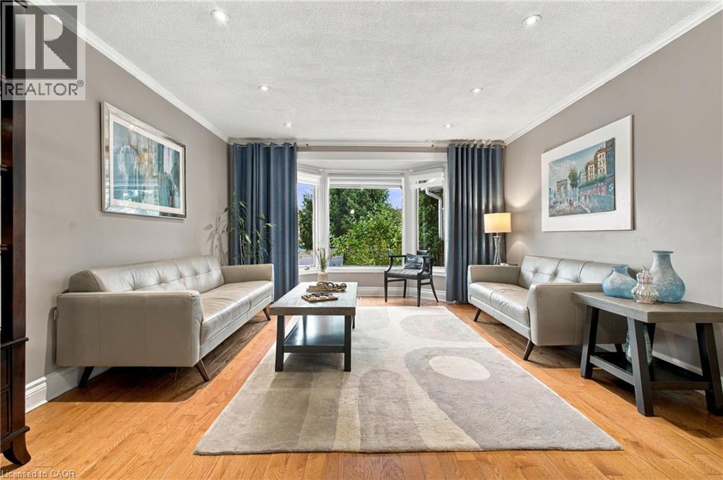 802 STRASBURG Road - 8