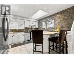 802 Strasburg Road, Kitchener, ON N2E2Y3 Photo 14