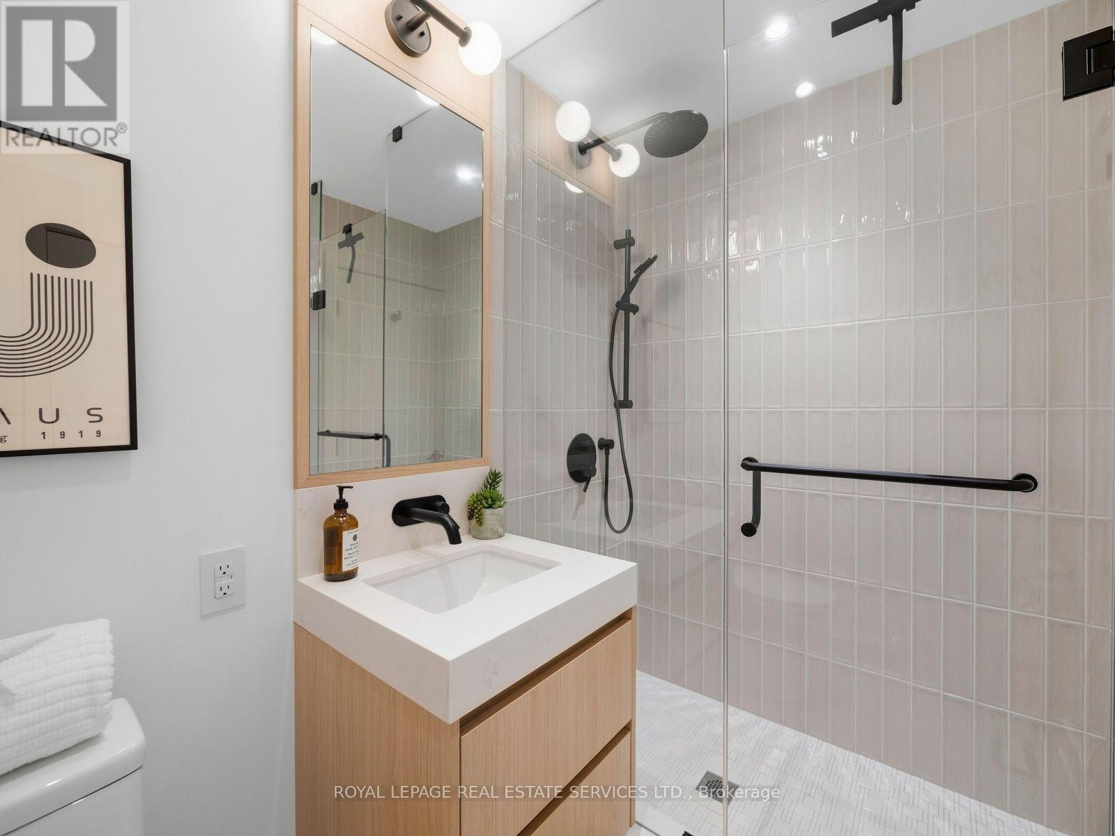 374 SPADINA ROAD - Image 33