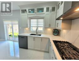 15 Jonas Millway, Whitchurch Stouffville, ON L4A0M4 Photo 17